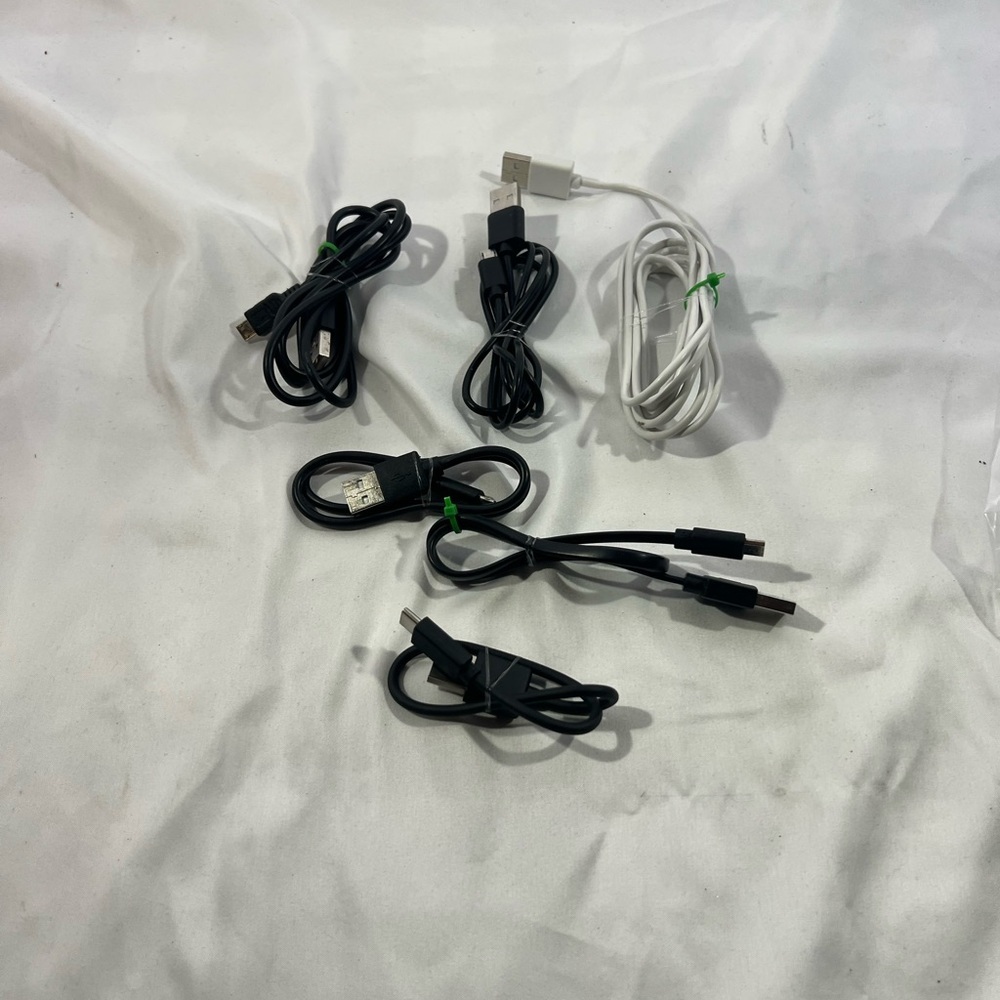 Assorted USB Cables Set - Picture 2 of 4